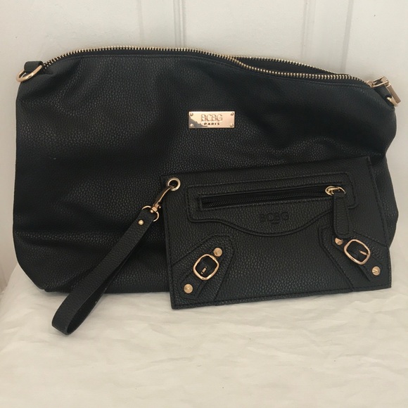BCBG Paris purse 💕 - Picture 7 of 8